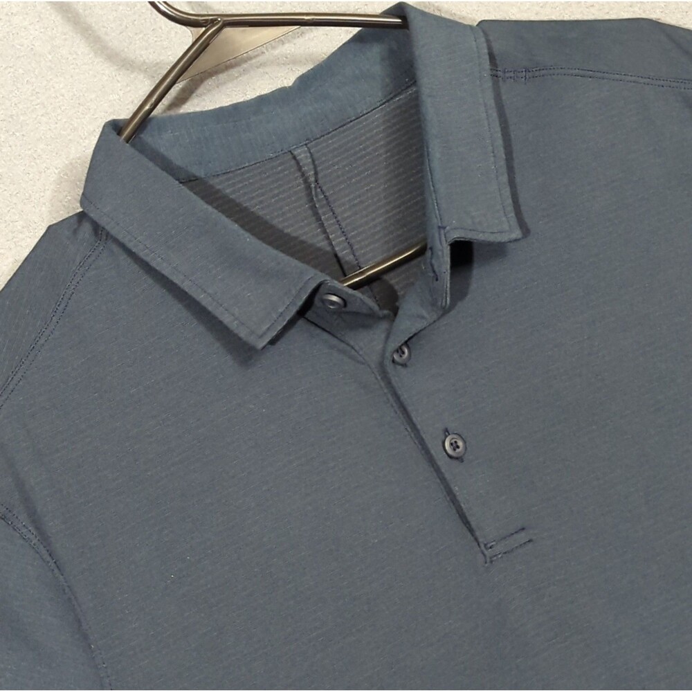 Lululemon Shirt Men's L (Estimated) Blue Short Sleeve Polo No Size Tag